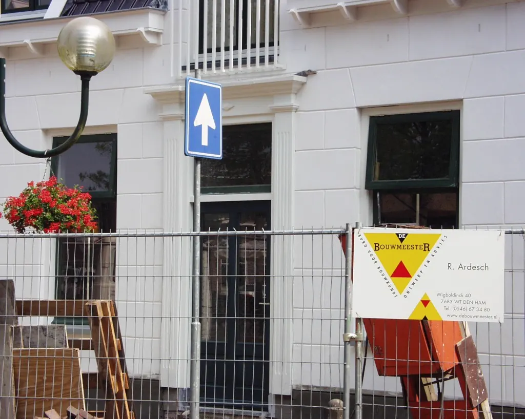 Lijsten, zuilen en pilasters – foto 1